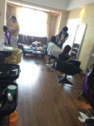 佛伦斯私人定制烫染国际连锁(万达广场店)-FOLUNSI佛伦斯私人订制