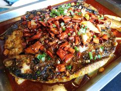 清江鱼-鸣记脆皮烤鱼·海鲜烤鱼(三八广场店)