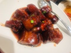 老妈红烧肉-泓历皇朝酒店(东亭店)
