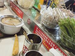 -百品聚旋转火锅(万德庄店)