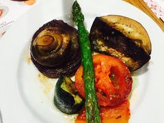 -Tapa Tapa