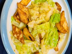 包包菜炒馕-伊带伊路新疆美食府(呼家楼店)