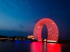 -湖州太湖旅游度假区-月亮广场