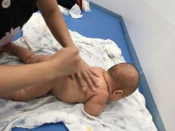 点击看大图 -Pony Baby宝尼婴幼儿游泳SPA馆