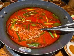 -贵厨酸汤牛肉(小十字店)
