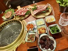 -喜牛烧肉酒场·黑金店(威高广场店)