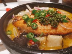 -渝是乎酸菜鱼(龙旗购物中心店)