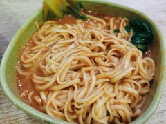 拌面-肉燕扁食草包飯(东街店)