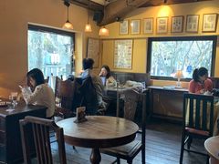 大堂-古董花园(思南路42弄小区店)