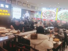 -川流不息·地道川菜·小龙虾(松东路店)