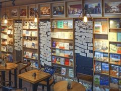 -晓风书屋(浙大紫金港店)