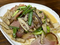 -华冠悠岚·庭院餐厅(青城后山店)