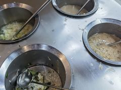-食里香自助快餐(香槟小镇店)