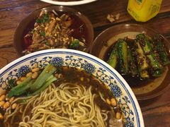 -赖扁担重庆小面(友谊路店)
