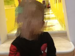 -乐融婴幼儿成长中心(四季青校区)