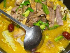 泰式咖喱牛杂锅仔-丁记盐蘸牛肉·新杭菜(河东路店)