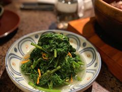 虫草花炒茼蒿-湖滨28中餐厅·西湖宴·杭州君悦酒店