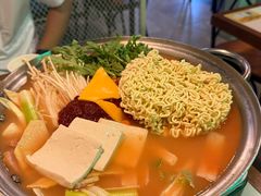 -富乐满 炸鸡&韩国料理 불로만(虹泉路店)