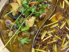 -黑河坝泡姜鸡贡椒鱼(贾旗路店)