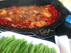 -三个四川人火锅(华联商厦店)