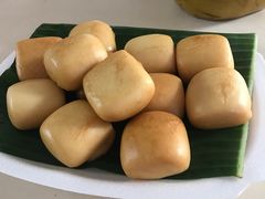 黄金馒头-纽顿熟食中心