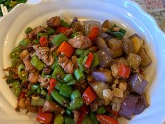 茄子肉丁小公鸡双拼拌面-文三里屯面馆(三里屯店)