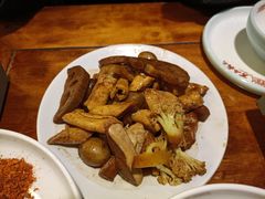 -老鼎万春卤菜(五代传承创始老店)