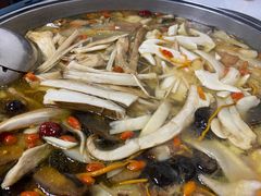 -野菌王•养生汤锅•野生菌火锅(大理漾濞路店)