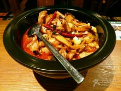 -云海肴·汽锅鸡·云南菜(天山百盛优客店)