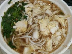 -花溪王记牛肉粉(四季花溪商场店)