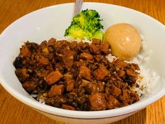 红藜麦卤肉饭-村外有星光小食铺(长嘉汇店)