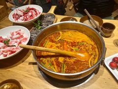 -黔诚多彩火锅(甲秀楼店)