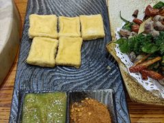 -滇香肴·云南菜蒸汽石锅鱼(云南北路店)