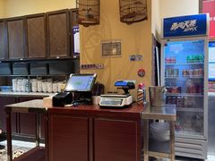 -大食代美食广场(上海中心店)