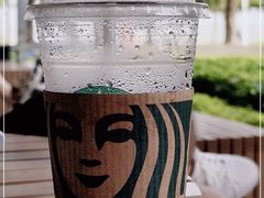 -星巴克(珠海仁恒滨海中心店)