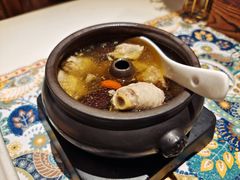 -云海肴·汽锅鸡·云南代表菜(天山百盛优客店)
