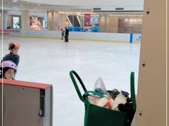 -陈露国际冰上中心(天津嘉里汇店)