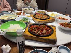 -钟掌勺忘不了地道湘菜(新天地假日广场店)