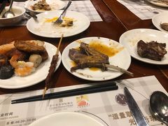 -荣誉国际酒店-云顶旋转餐厅