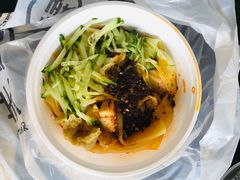 凉皮-左左香老潼关肉夹馍(龙山一路店)