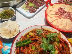 -乡土黄·鲜牛肉火锅·小龙虾(兴业街店)