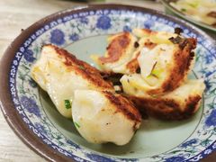 鲜肉煎饺-无名氏宵夜小摊(祝家三姐妹馄饨店)