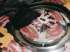 -哈哈碳都·牛肋条无限自助烤肉(宝龙店)