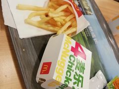 -麦当劳(郑州东高铁站店)