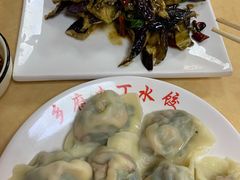 -乡府肉丁水饺(环山路店)