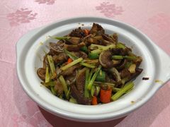 -东兴楼饭庄(六里桥店)