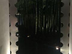 -穹六人间 people 6(岳阳路店)