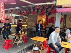 -有红鸡毛店·砂锅菜(抚琴夜市店)