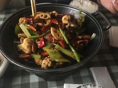 -川人百味·水煮活鱼(赛罕万达店)