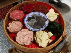 -董眼镜火锅(洪崖洞总店)